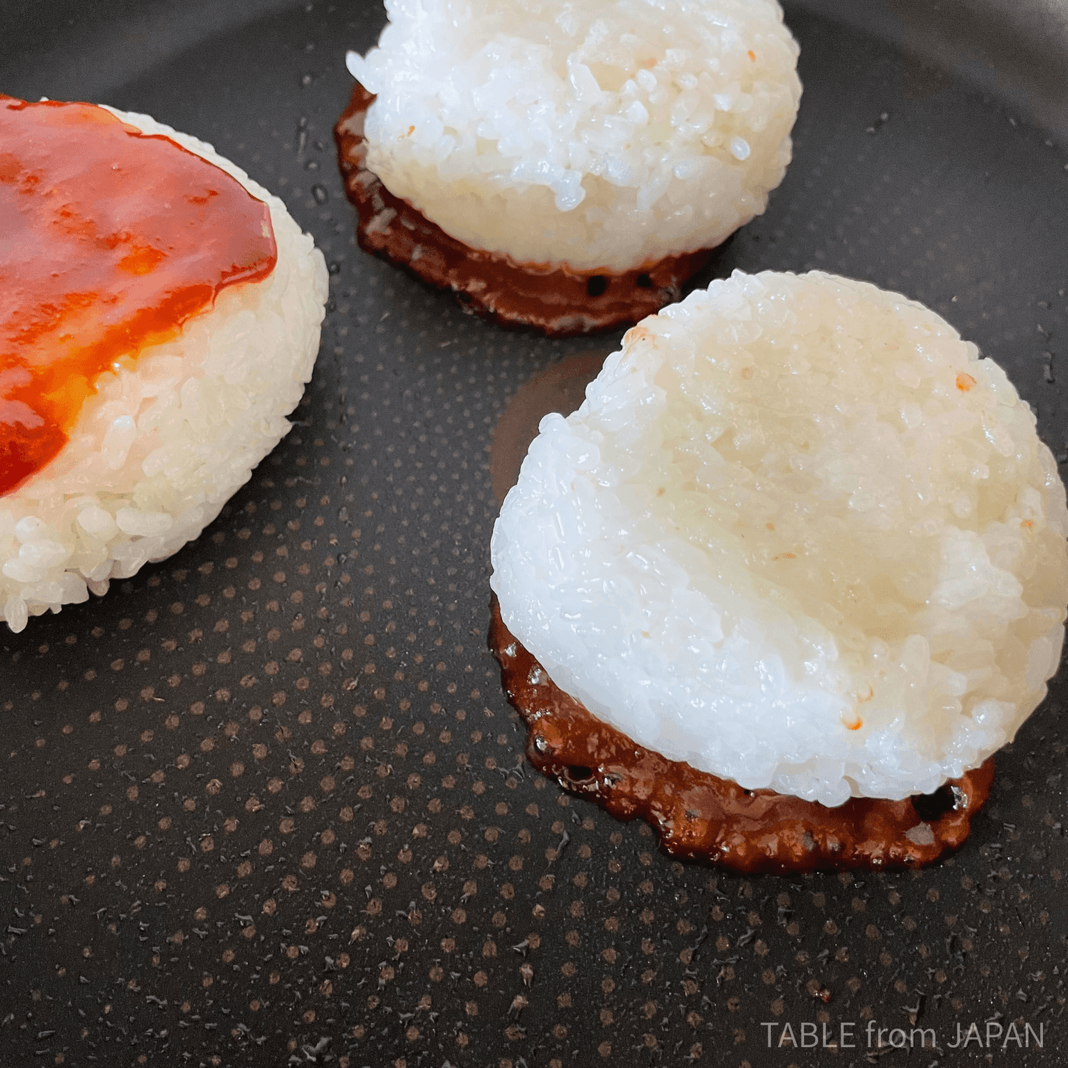 Miso Yaki Onigiri – This Simple Miso Grilled Onigiri Is Hard to Stop Eating step 4 photo 2