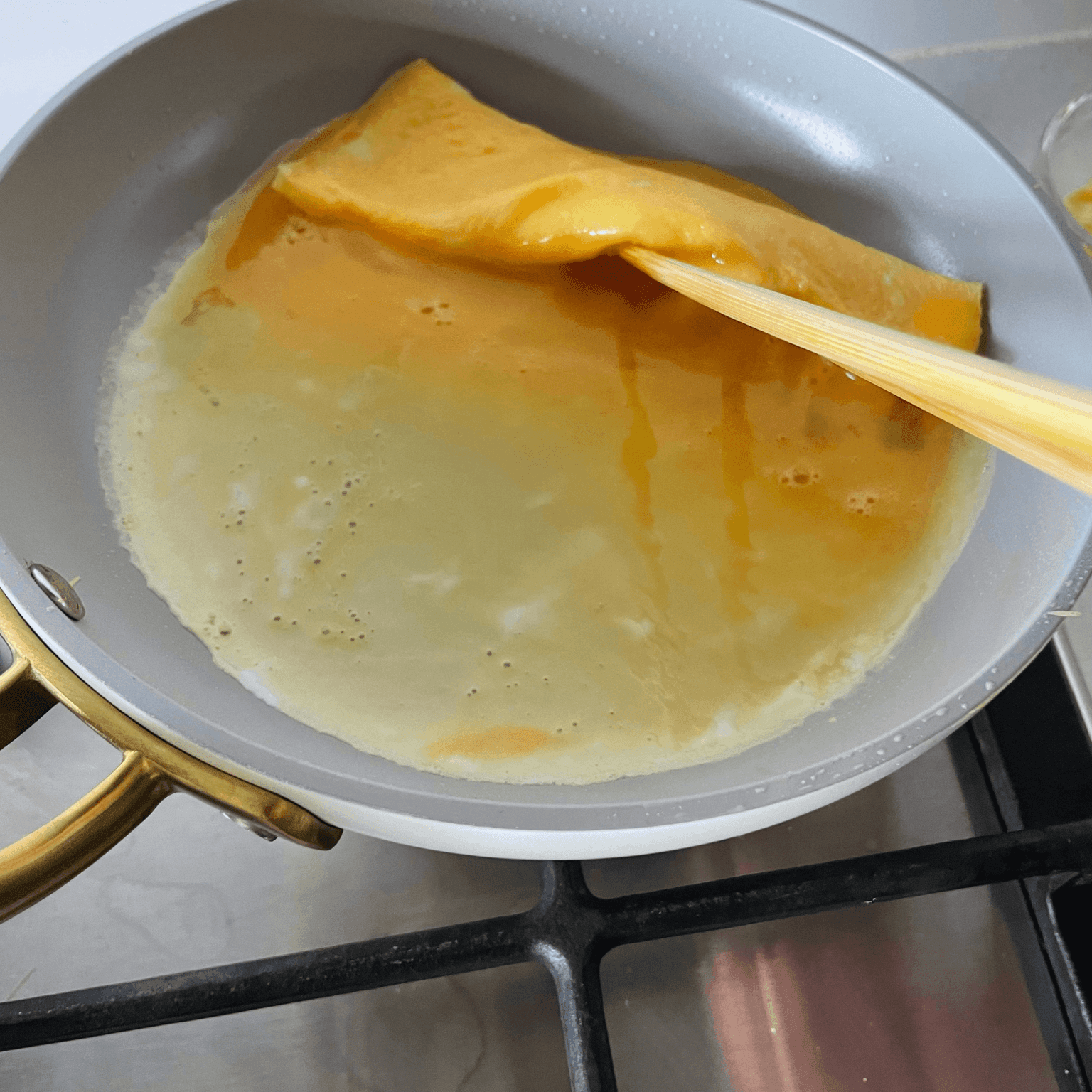 Tamagoyaki Recipe - A Simple Japanese Rolled Egg for Everyday Meals step 4 photo 1