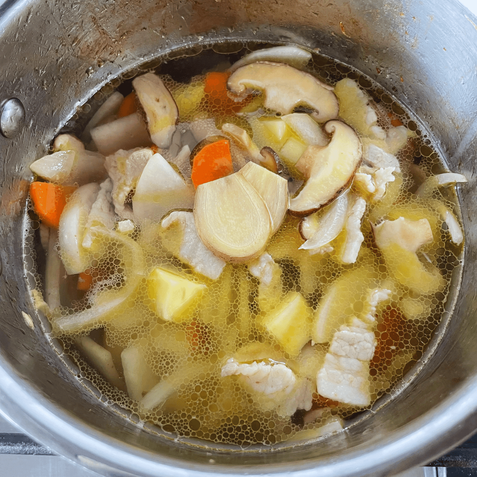 Tonjiru Recipe - Japanese Pork Miso Soup, No Dashi Needed step 3 photo 2